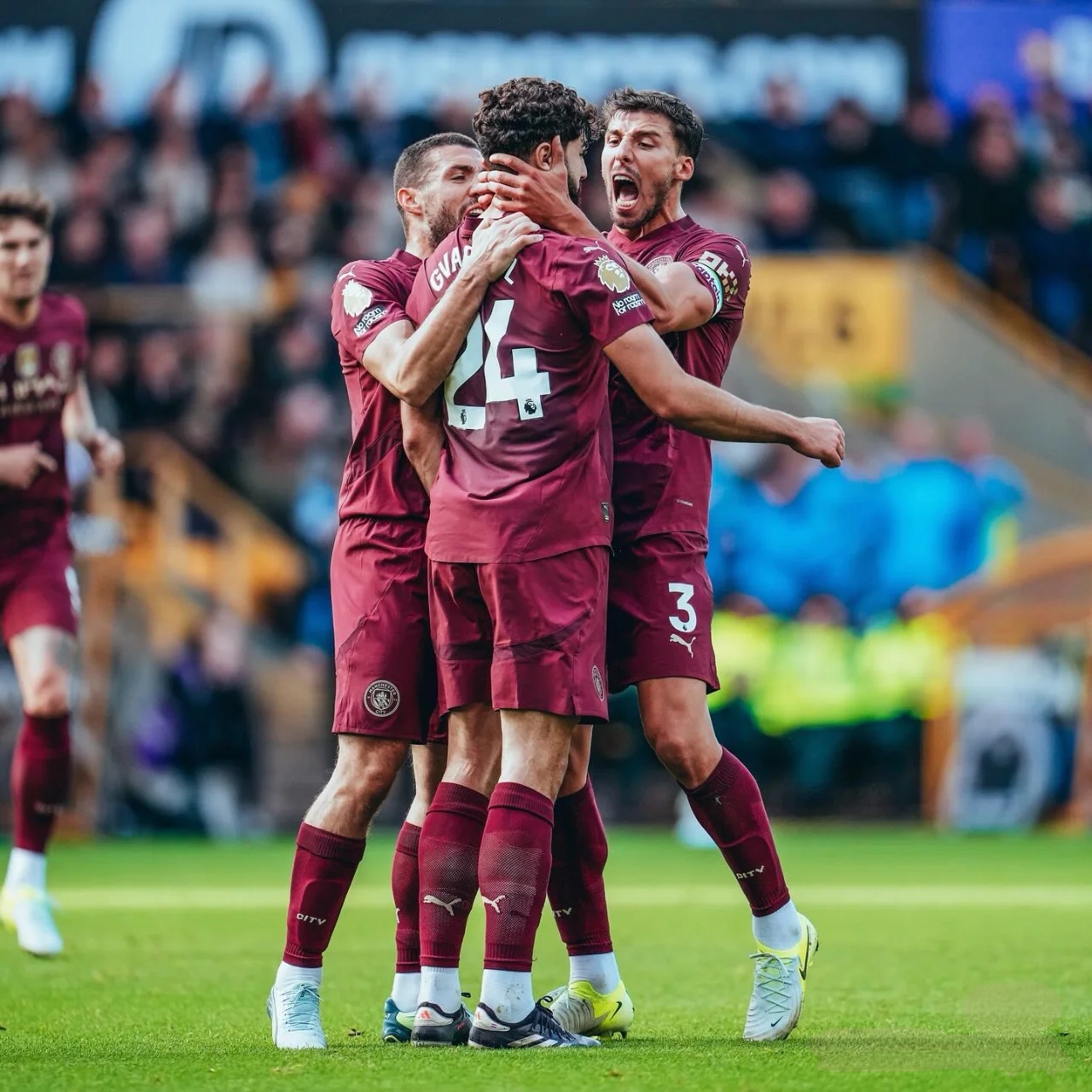 开云体验-关于赛前体能课后，曼城单刀错失备战NBA总决赛，球迷炸锅，阵容厚度经受考验的信息